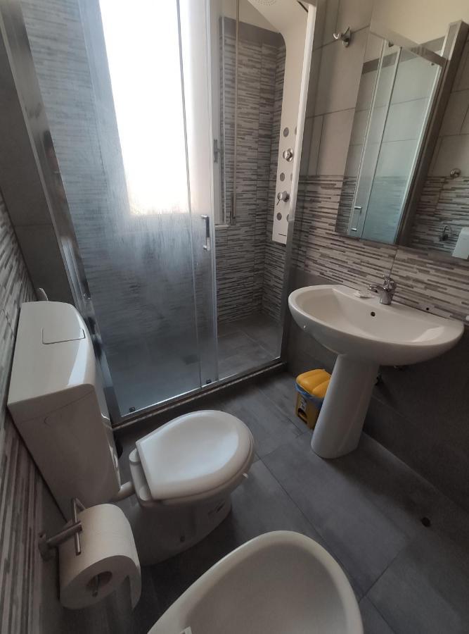 Appartamento C&Y Torelli 1 Novara Exteriör bild