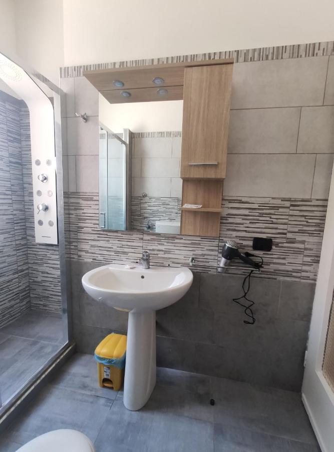 Appartamento C&Y Torelli 1 Novara Exteriör bild