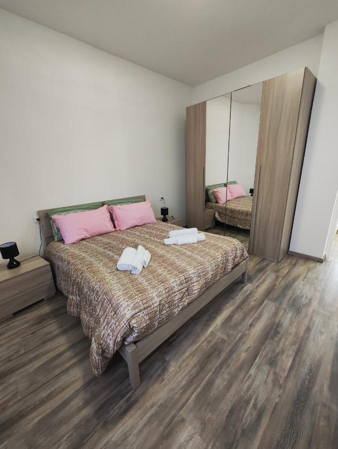 Appartamento C&Y Torelli 1 Novara Exteriör bild